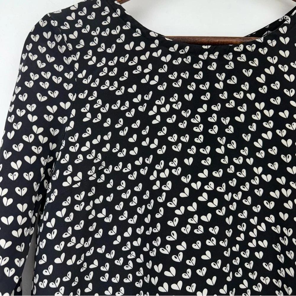 Maeve Anthropologie Sz Small Women’s Black White Linosa Heart Print Silk Blouse